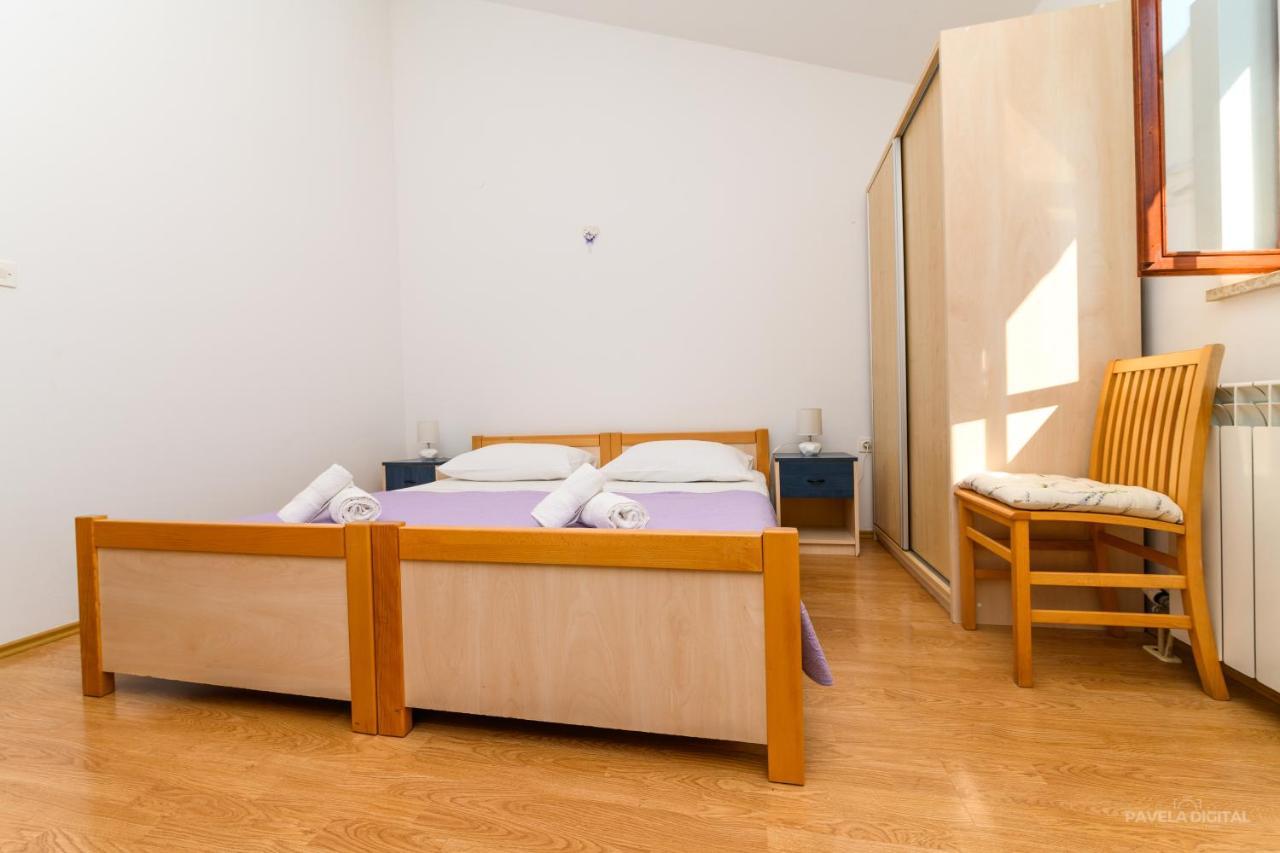 Sobe I Apartman Mareta Miholascica Exterior photo